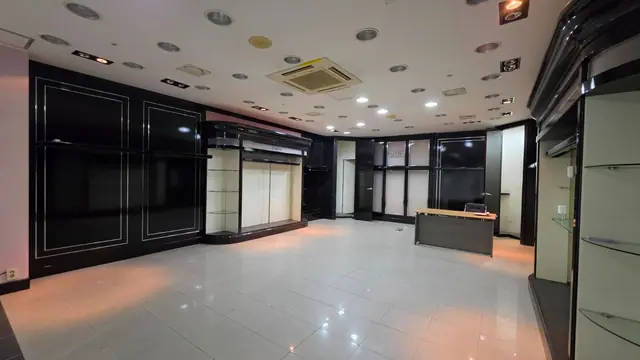 청주시 흥덕구 봉명동 봉명동 파비뇽 1층 약 18평 소형 사무실