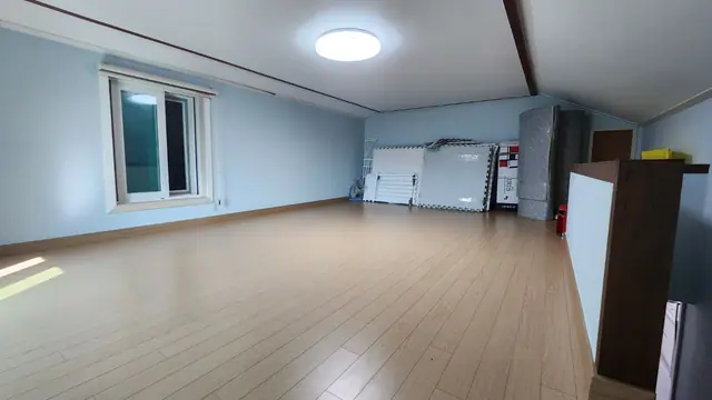 청주시 상당구 가덕면 금거리 가덕면 조망·다락과 파고라 있는 전원주택