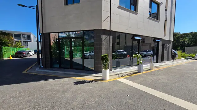 청주시 흥덕구 송절동 송절동 내곡초 인근 1층 약 11평 코너 상가