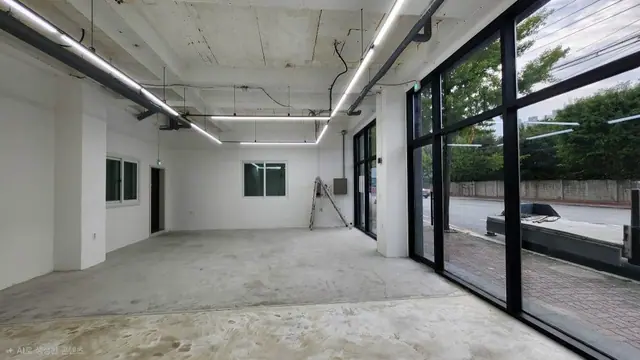 청주시 흥덕구 봉명동 봉명동 도로변 1층 약 20평 무권리 음식점