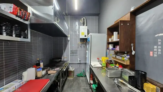 청주시 흥덕구 봉명동 봉명동 먹자골목 1층 약 15평 주점·식당