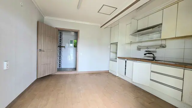 청주시 흥덕구 송절동 송절동 사무소·부속창고 3개동 약 64평