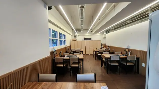 청주시 흥덕구 복대동 복대동 죽천로 1층 약 50평 음식점