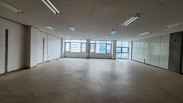 청주시 흥덕구 가경동 가경동 강서미네르바 4층 우측 약 45평 상가