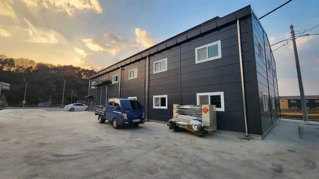 청주시 청원구 내수읍 풍정리 풍정리 2차선 접한 약 90.8평 제조업소