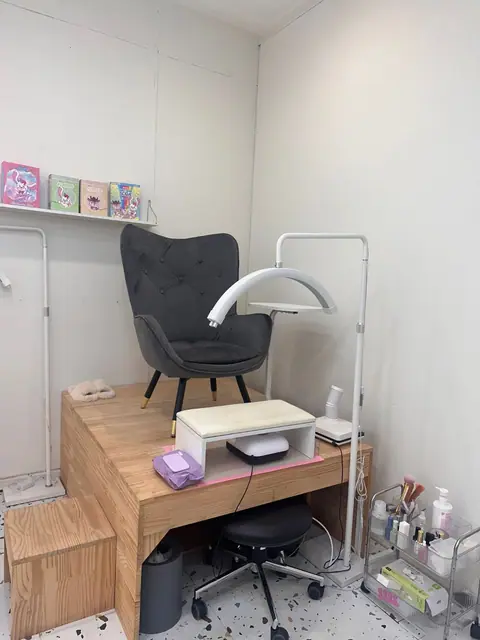 청주시 흥덕구 복대동 복대동 1층 약 10평 소형 뷰티샵