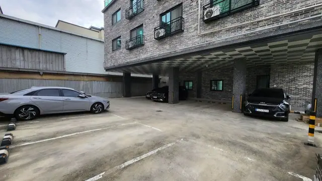 청주시 흥덕구 봉명동 봉명동 도로변 1층 약 20평 무권리 음식점