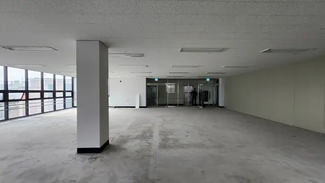 청주시 청원구 율량동 율량동 성모병원 맞은편 3층 약 50평 상가