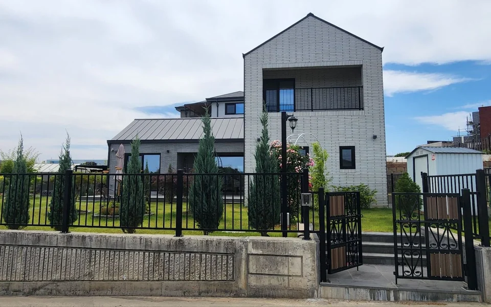 청주시 청원구 오창읍 가곡리 오창 가곡리 태양광·정원 있는 2층 전원주택