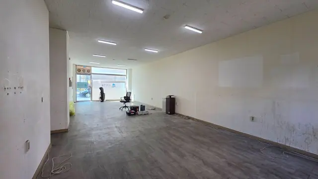 청주시 흥덕구 봉명동 봉명동 전용 화장실 있는 약 20평 1층 상가