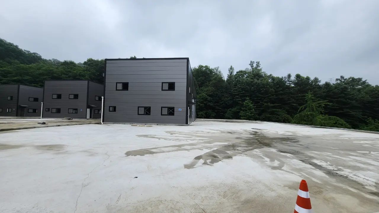 청주시 서원구 남이면 척산리 척산삼거리 인근 약 88.3평 제조업소 매매