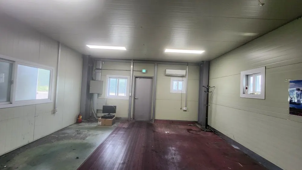청주시 흥덕구 강내면 태성리 태성리 약 294평·내부 사무실 있는 공장