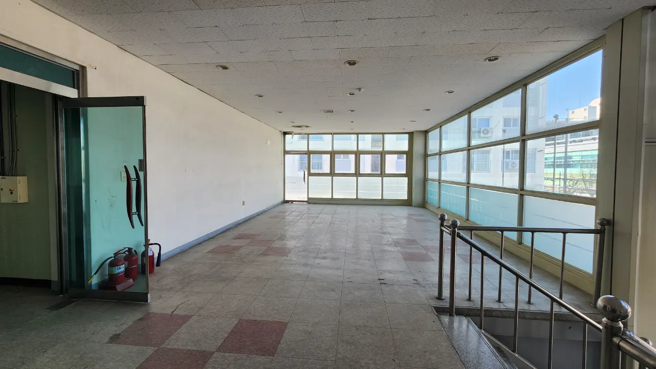 청주시 흥덕구 신봉동 신봉동 약 467평·1층 공장 및 2층 사무실 전체사용